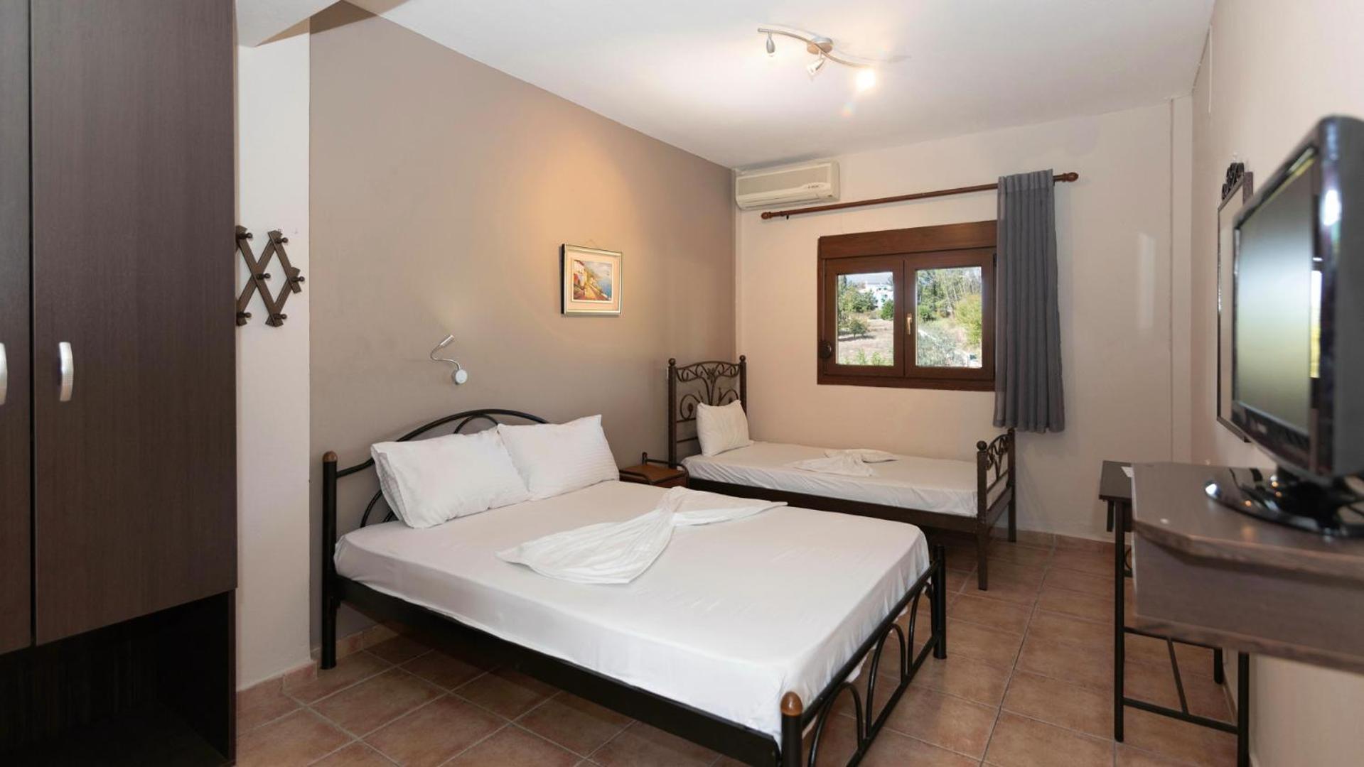 Katerina-Maria Studios & Apartments Vourvourou Exteriör bild