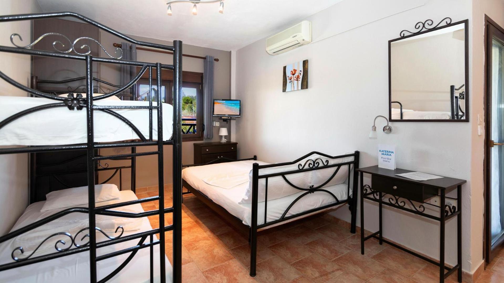 Katerina-Maria Studios & Apartments Vourvourou Exteriör bild